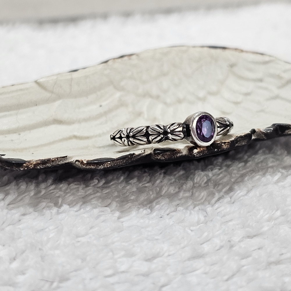 Dweck Diamonds Amethyst and Diamond Florette Ring - Picture 13 of 14